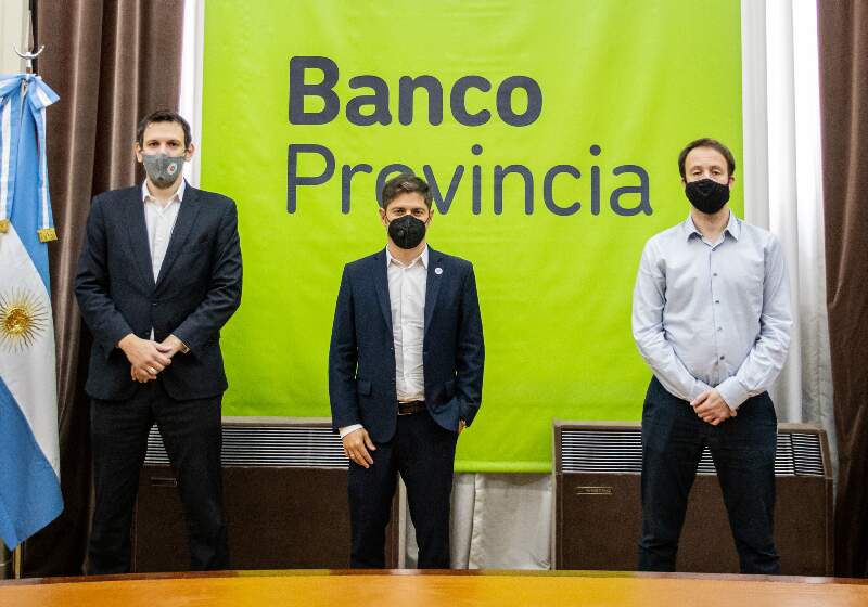 Fue por videoconferencia junto al presidente de Banco Provincia, Juan Cuattromo, el ministro de Hacienda y Finanzas, Pablo López, intendentes y representantes de los 135 municipios