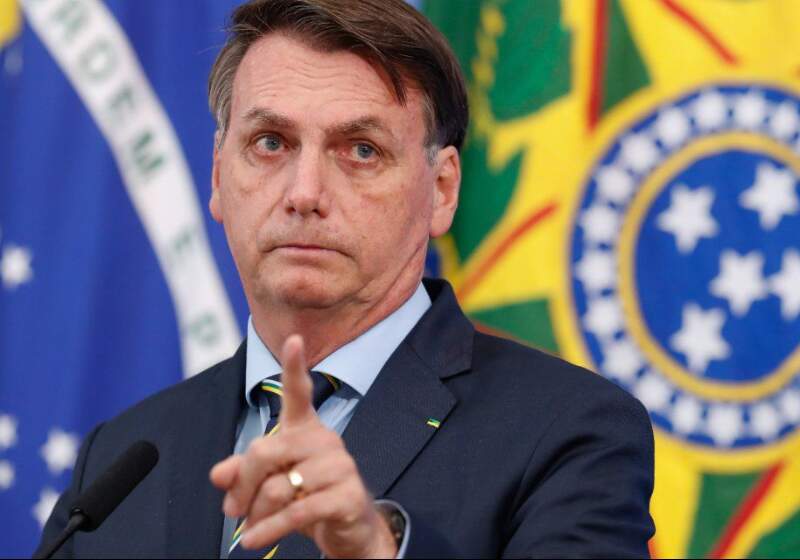 El presidente de Brasil arremetió contra Anonymous por filtrar su información personal y bancaria, y la de sus hijos, que son funcionarios de su Gobierno