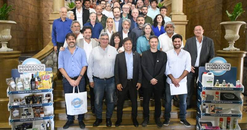 Kicillof llamó a trabajar por una Ley de Góndolas provincial