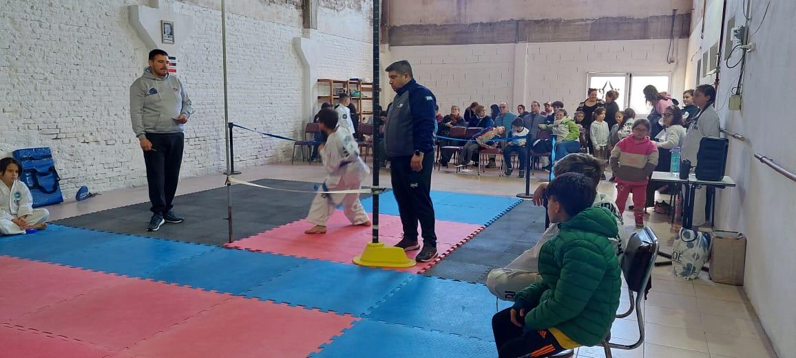 Jovenes de Mar de Cobo, Pirán y Vidal formaron parte de la 3ra. Fecha de la Liga de taekwon-Do de Mar Chiquita