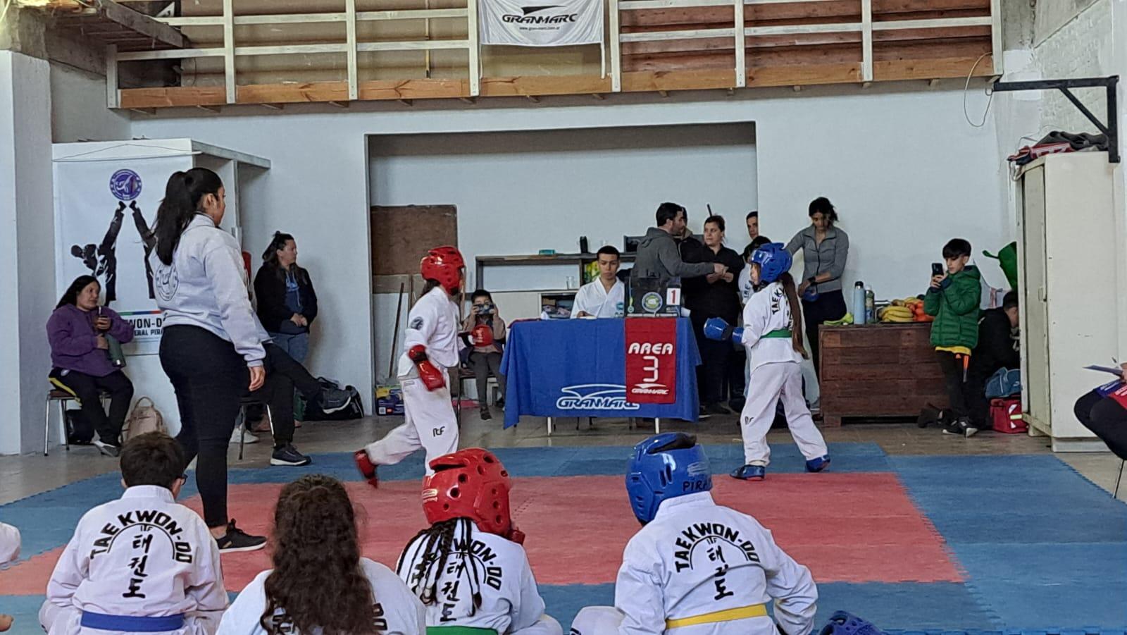 Jovenes de Mar de Cobo, Pirán y Vidal formaron parte de la 3ra. Fecha de la Liga de taekwon-Do de Mar Chiquita
