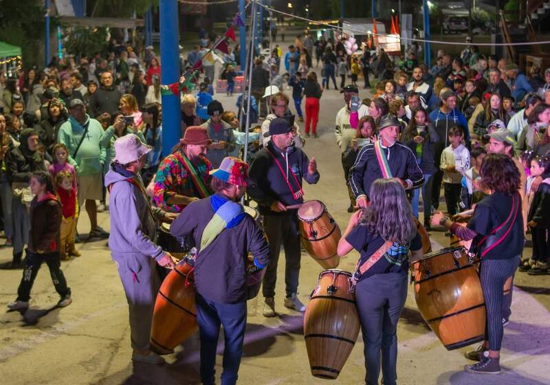 Los festejos comenzaron en Mar de Cobo, continuaron en Santa Clara, Camet Norte, el Balneario Parque y finalizaron en la costa sur.