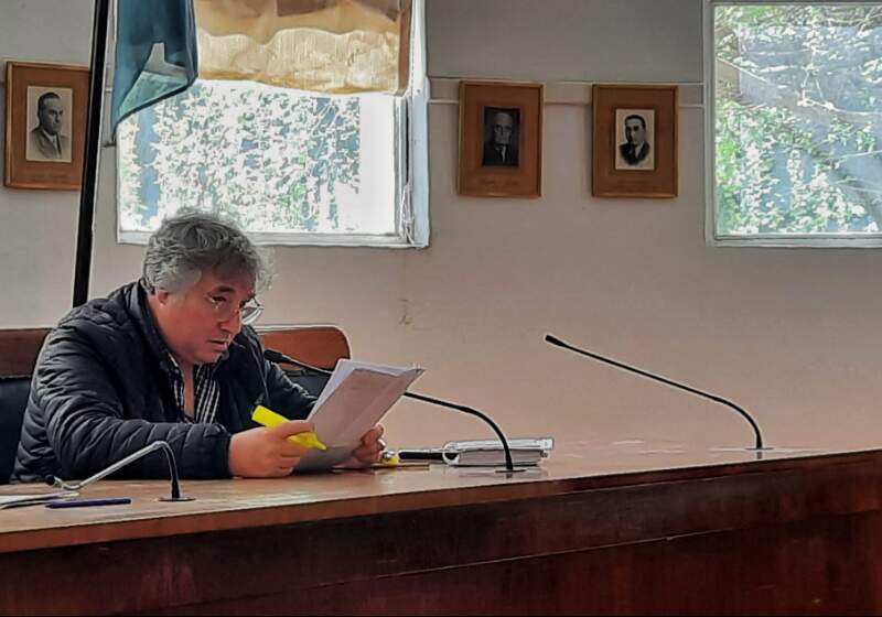Solo se aprobó el proyecto del oficialismo.