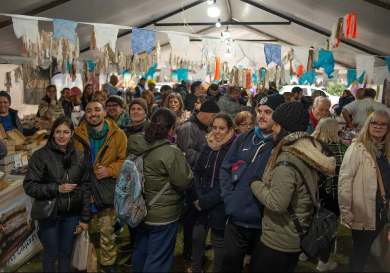 El evento continuará este sábado en la plaza Héctor Berdasco ubicada en Génova y Portofino, de 13 a 18.