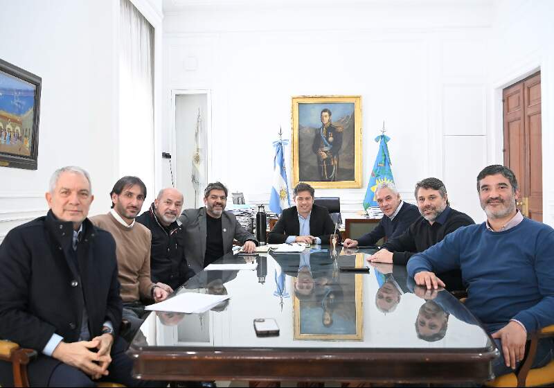 Para abordar avances en materia productiva y de infraestructura, con énfasis en los proyectos que faciliten la puesta en funcionamiento del Canal Magdalena.