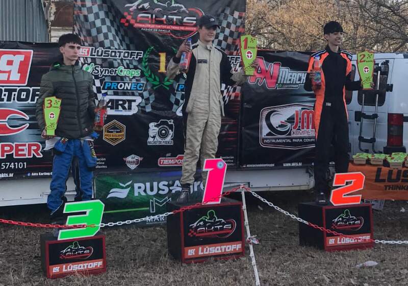El joven santaclarense mantiene el primer lugar en la competencia luego de salir segundo en la carrera que se disputó este domingo en Rauch.
