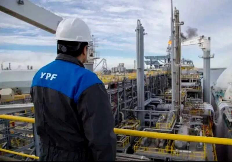 La planta conjunta de GNL entre YPF y la estatal malaya Petronas estará ubicada en la zona de Punta Colorada, en la localidad rionegrina de Sierra Grande.