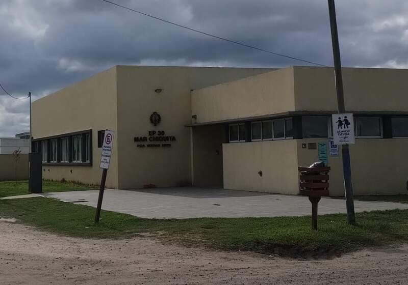 Adhiere Suteba, que adelantó "alto acatamiento". 