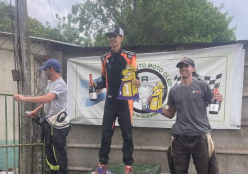 El piloto santaclarense logró el primer puesto en la 9na fecha del Torneo Regional de karting.