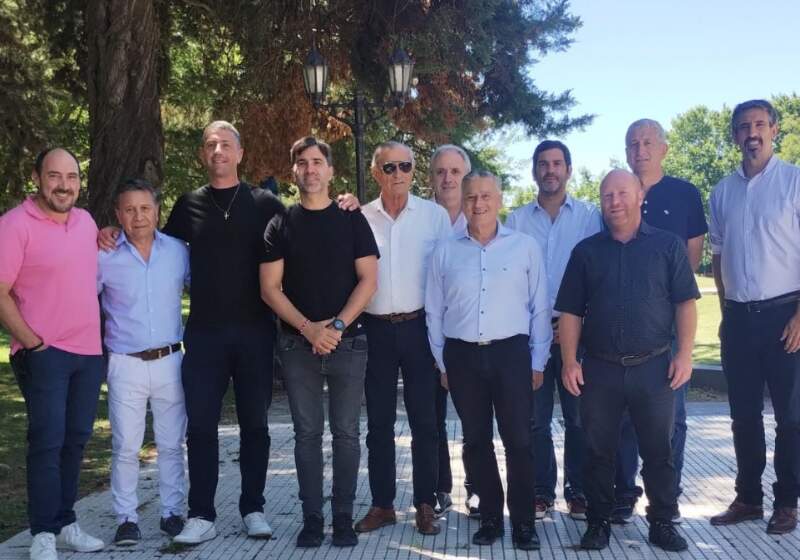 Los jefes Comunales manifestaron su "profunda preocupación por el deterioro de la situación económica, social y productiva".