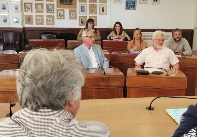 Tras esperar en el recinto, el presidente del Concejo Deliberante de Mar Chiquita, levantó la sesión.