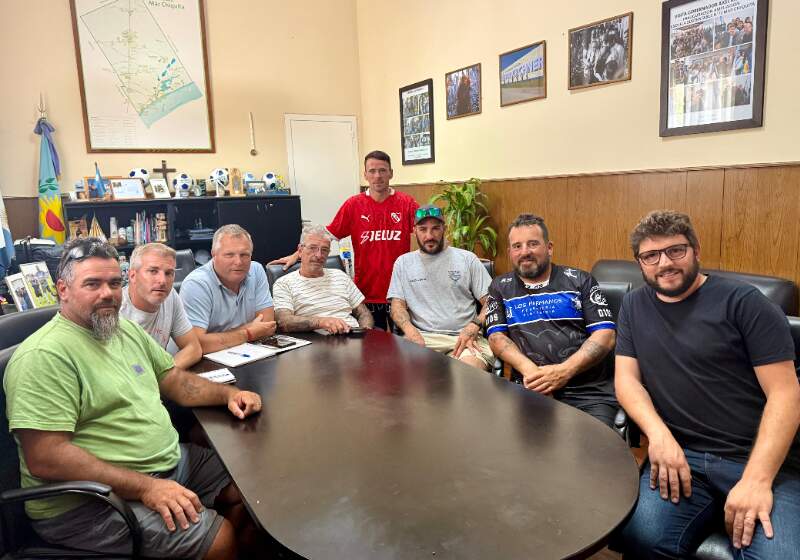 Fue para planificar el Torneo de Pesca en Kayak, a realizarse el domingo 6 de abril en la zona de Playa El Morro de Santa Clara.