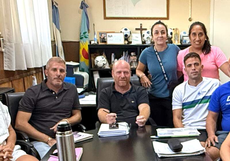 El intendente Walter Wischnivetzky, anunció la oferta de Mar Chiquita.  
