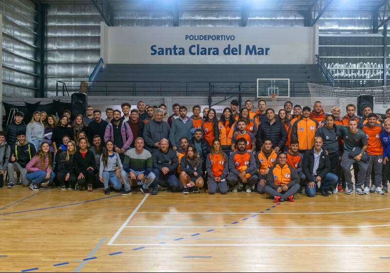 Más de 30 aspirantes comenzaron las clases teóricas y prácticas en el Polideportivo y Natatorio de Santa Clara.