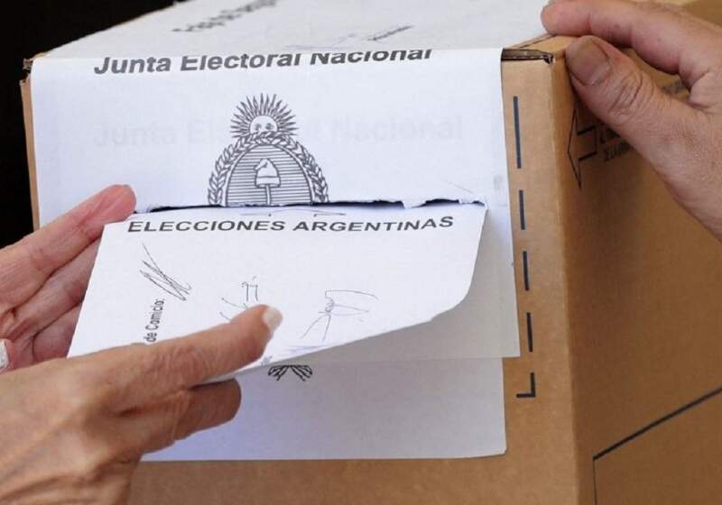 Los bonaerenses votarán dos veces este año: el 7 de septiembre para cargos municipales y provinciales, y el 26 de octubre, nacionales.