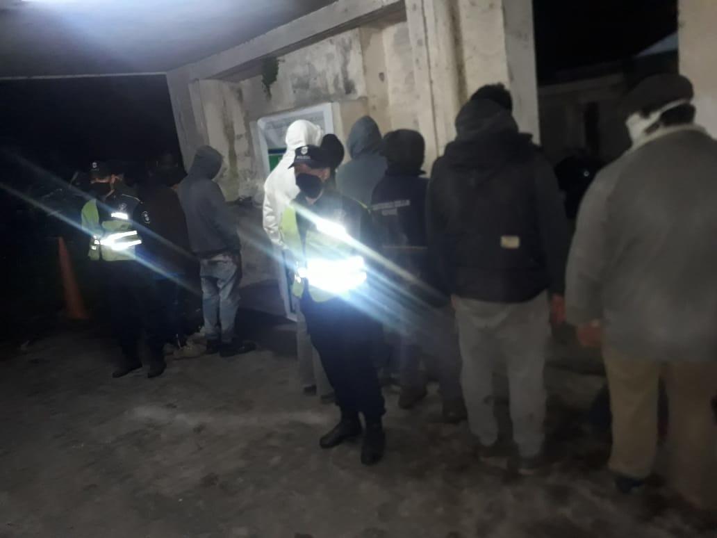 EL CHANCHO, LA CHANCHA Y LOS 20 DETENIDOS: UNA ESCENA DE PELÍCULA SE VIVIÓ EN CORONEL VIDAL QUE TERMINÓ CON CAUSAS POR ROBO