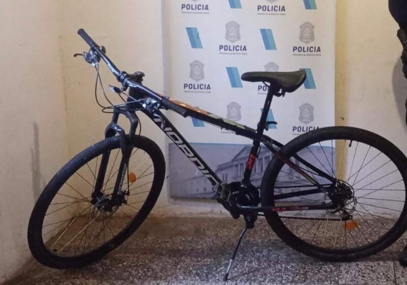 El rodado fue incautado en el marco de una causa por averiguación de ilícito. Solicitan que quien lo identifique se acerque con la denuncia correspondiente.