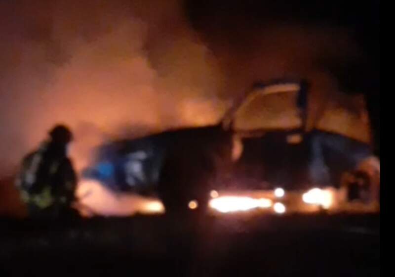 El hecho ocurrió durante la noche de este miércoles. Intervienen Bomberos voluntarios y personal policial de Santa Clara.