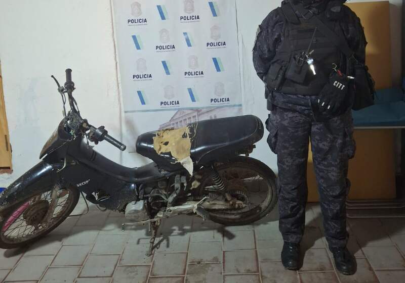 La Policía Comunal interceptó a conductores sin documentación. Uno de ellos tenía marihuana y prohibición de circular.