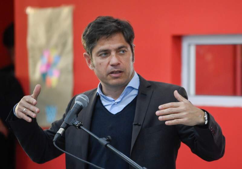 El gobernador bonaerense encabezará este viernes dos actos oficiales junto al intendente de Mar Chiquita, Walter Wischnivetzky.