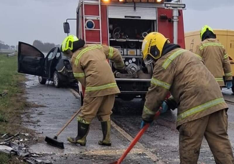 Ocurrió este miércoles en el kilómetro 334, con una persona fallecida y otra asistida por los servicios de emergencia.