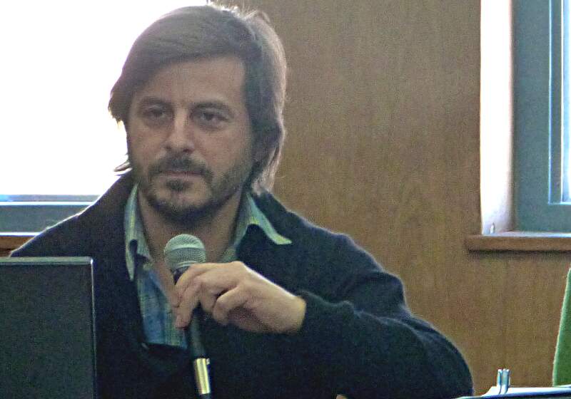 Vidal decía que “los pobres caen en la universidad pública” y el gobierno de Macri intentaba cerrarlas: “La universidad da la palabra a todos”, sostuvo Esteban Secondi de ADEIUNAJ