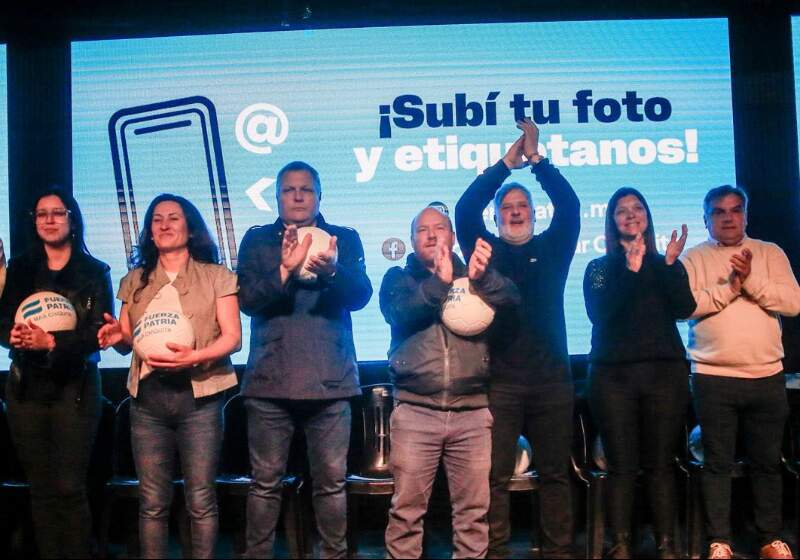 Fue bajo el lema “este 7 de septiembre frenemos a Milei”.