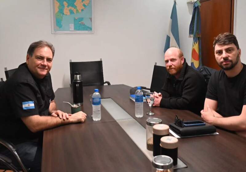 El intendente de Mar Chiquita gestiona recursos para reforzar la seguridad en el distrito y destacó el trabajo conjunto con la Provincia.