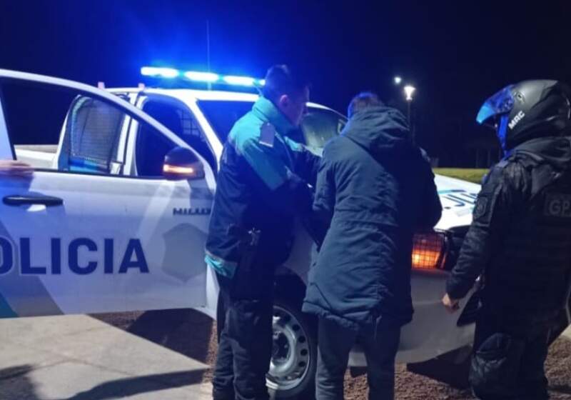 Los procedimientos se realizaron en distintos barrios y derivaron infracciones y actuaciones judiciales. No hubo aprehendidos.