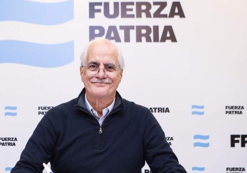 El candidato a diputado nacional por Fuerza Patria habló antes de su presentación en el ciclo "Peronistas con historia".