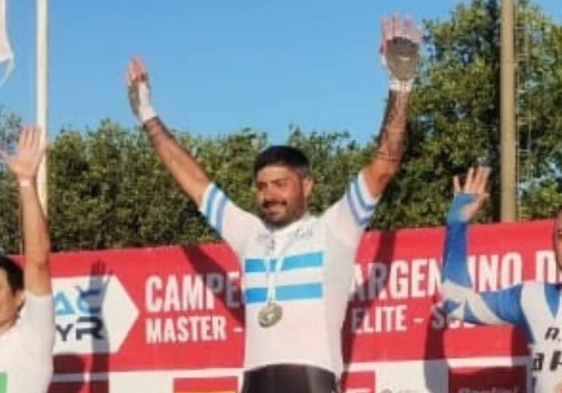 El marchiquitense obtuvo el título nacional en persecución individual y oro por equipos en Mar del Plata.