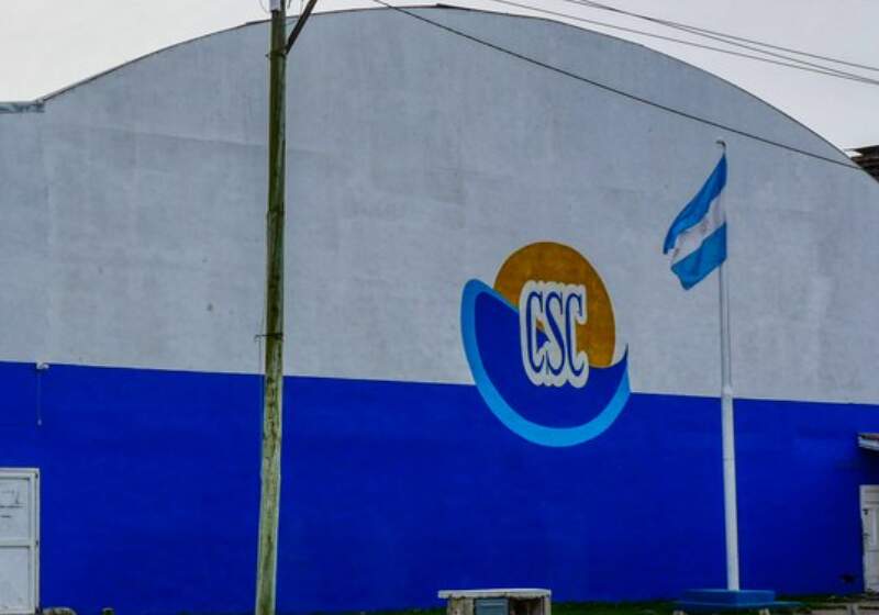 El hecho ocurrió este domingo por la tarde y generó pedidos de colaboración en redes sociales.