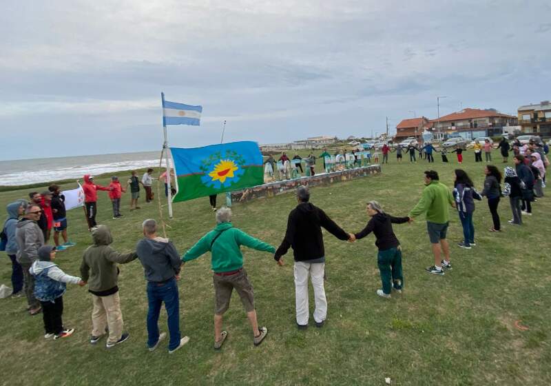 La concentración recordó el operativo ocurrido durante el reclamo contra el inicio de la obra de escolleras que finalmente fue frenada por la justicia.