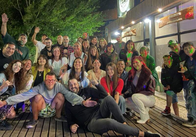 El complejo de Mar de Cobo festejó su trayectoria con un encuentro especial y confirmó la ampliación del espacio con propuestas para adultos y niños.