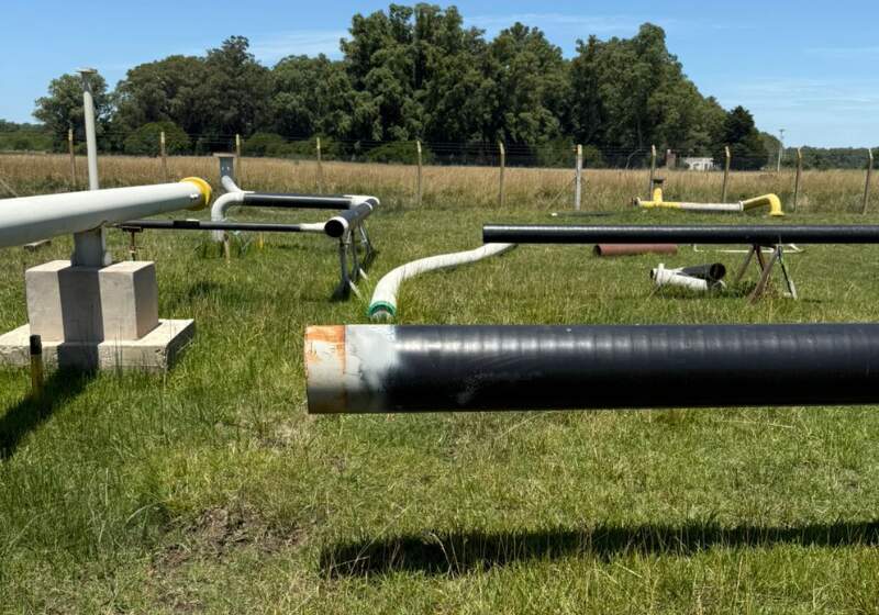 La organización que tiene a Ezequiel Serra como Secretario General, advirtió que la obra quedó paralizada con un 80% de avance y exigió su reactivación inmediata.