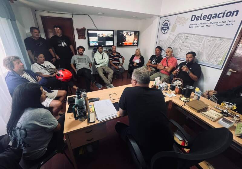 El delegado Fabián Jacquet mantuvo una reunión con cerveceros y emprendedores para definir aspectos del evento que contendrá el aniversario de Santa Clara.