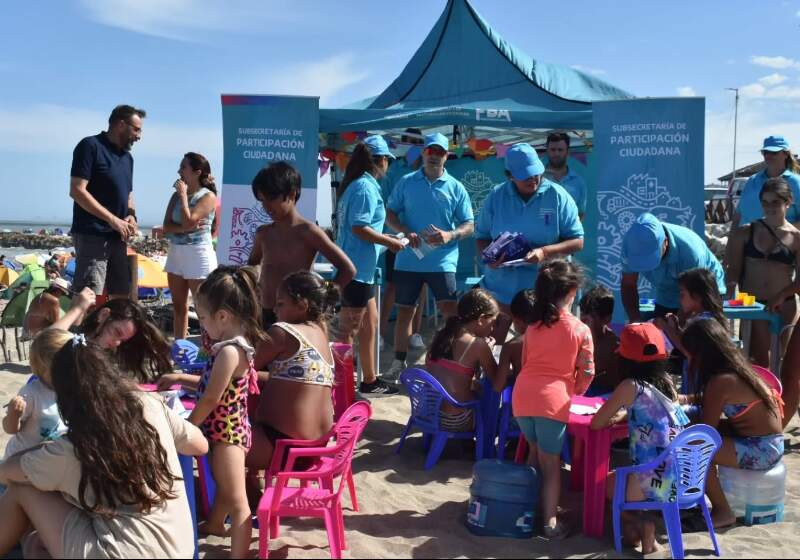 Niñas y niños participaron de actividades lúdicas impulsadas por el Ministerio de Seguridad bonaerense en la Oficina de Turismo.