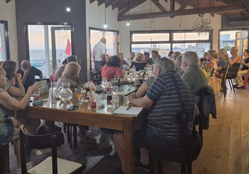 El encuentro se realizó el sábado pasado en La Martina, con más de dos horas de charlas sobre ovnis, civilizaciones antiguas y astronomía.