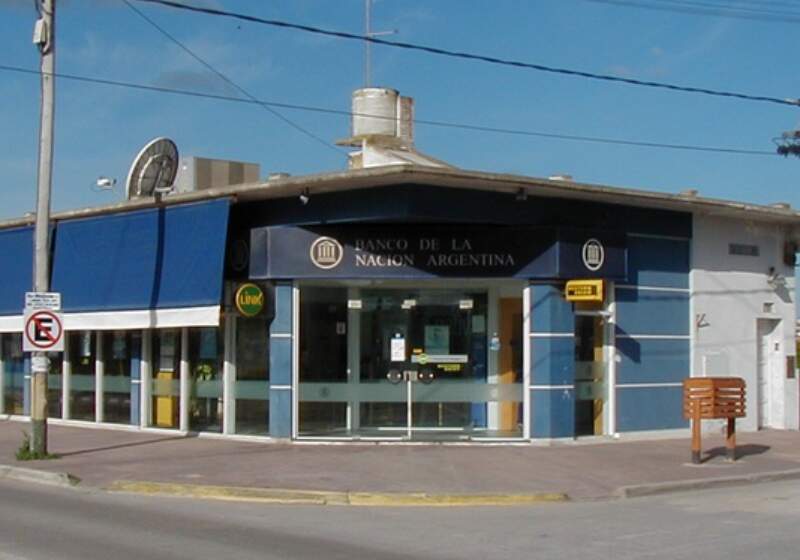 El gremio adhirió al paro nacional convocado por la CGT y las entidades permanecerán cerradas durante 24 horas.