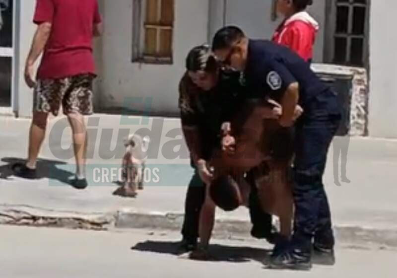 El sujeto, de 30 años, fue detenido este jueves en avenida Montreal y quedó alojado en la Unidad 44 de Batán.