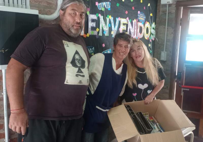 La AEMPM acercó materiales escolares a la institución de Santa Clara del Mar antes del inicio del ciclo lectivo.