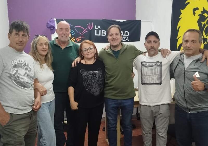 El diputado provincial visitó el local partidario y dialogó con ediles y referentes sobre agenda legislativa y organización del bloque.
