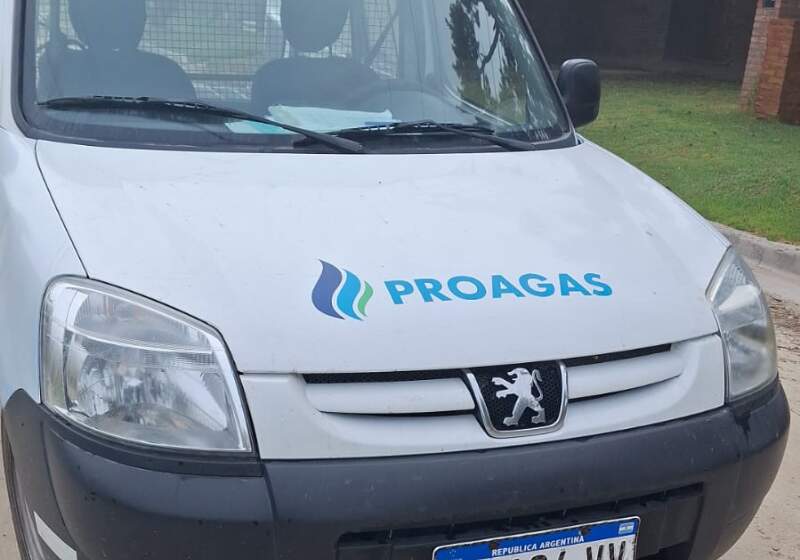 Proagas, Defensa Civil y Bomberos intervinieron este sábado por la mañana en el lugar y contuvieron el incidente.