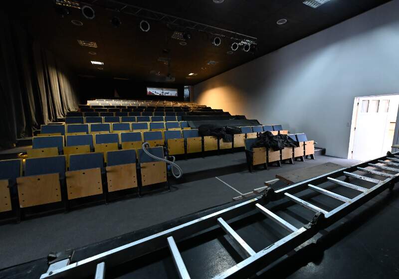 La Secretaría de Cultura informó de las mejoras estructurales y acústicas en la sala de Santa Clara tras la temporada teatral.