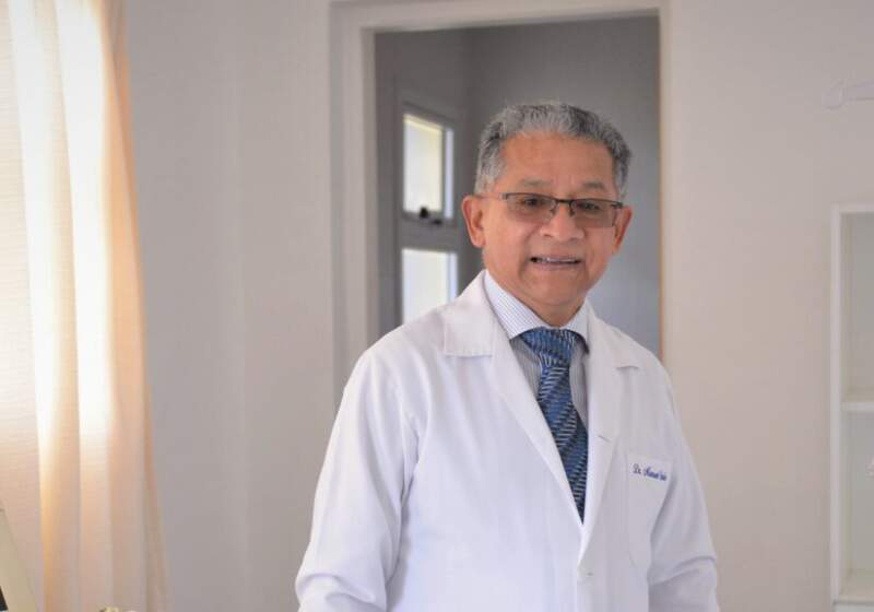 Manuel Arévalo, a cargo de la cartera municipal, expresó preocupación por el impacto en la atención primaria y la provisión de medicamentos esenciales.