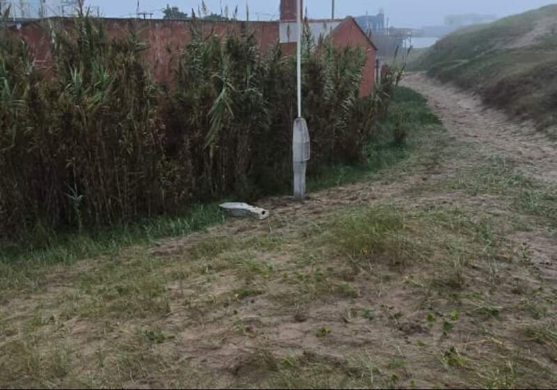 El lote figura dado de baja y la normativa provincial impide cualquier intervención en los médanos, según la ADA y el Código de Aguas.