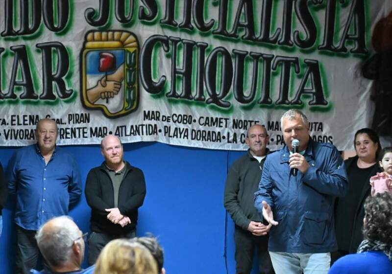 Se trató de "una jornada de debate político y reivindicación peronista", encabezada por Fabián Jacquet junto a Wischnivetzky y Paredi.
