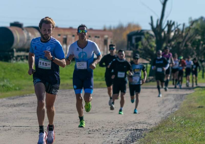 La jornada reunió a más de cien participantes y marcó el inicio del certamen “Los Tres Pueblos”, que continuará en General Pirán y Coronel Vidal.