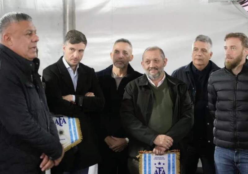 El encuentro en Ceamse reunió a intendentes bonaerenses y permitió avanzar en una agenda conjunta orientada a fortalecer vínculos y coordinar acciones territoriales.