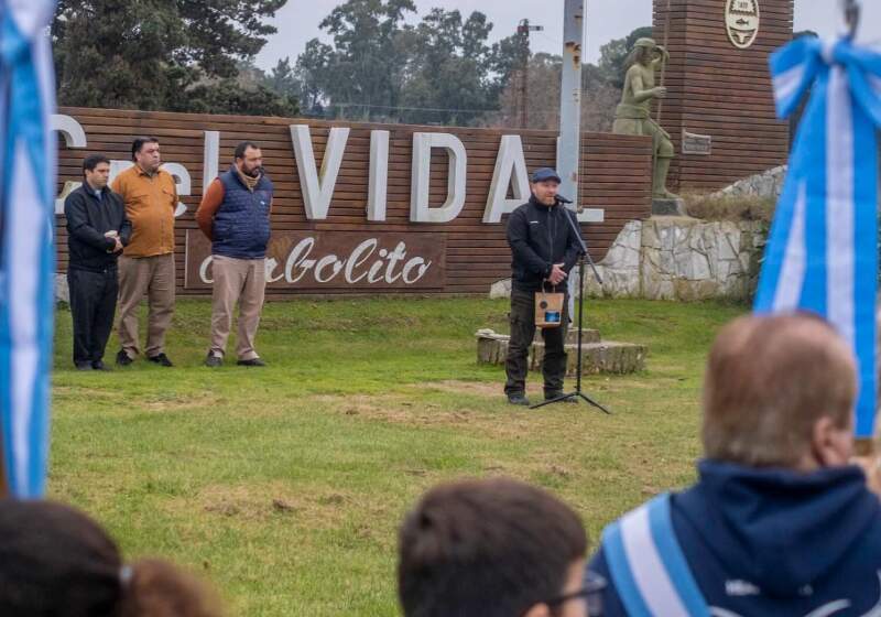 La jornada en la Rinconada estuvo encabezada por el intendente Wischnivetzky. También se realizó un encuentro artístico en el anfiteatro. 
